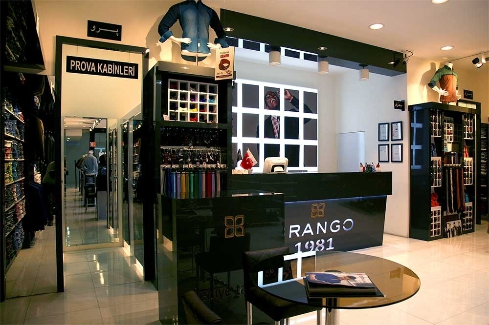 طراحی داخلی فروشگاه برانگو